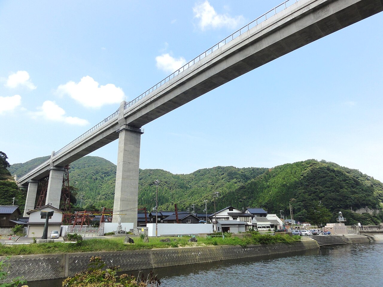 余部橋梁の写真