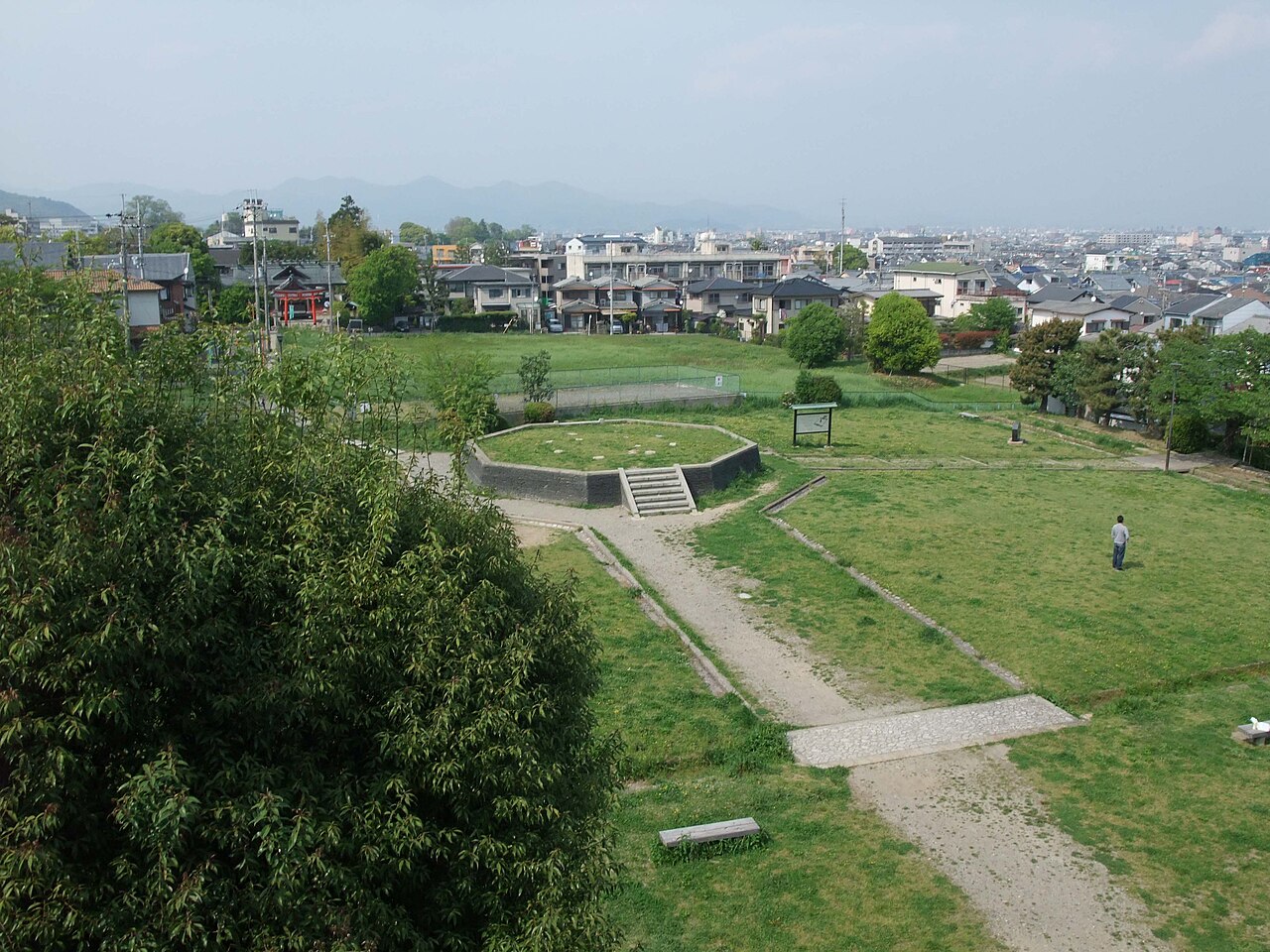 樫原廃寺跡の写真