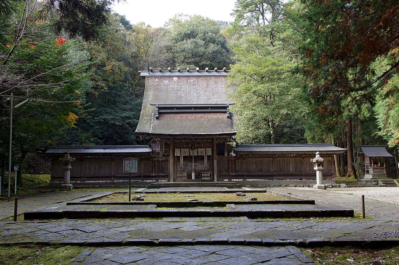 若狭彦神社の写真