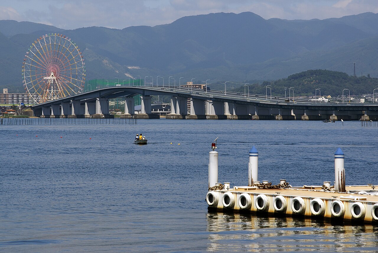 琵琶湖大橋の写真